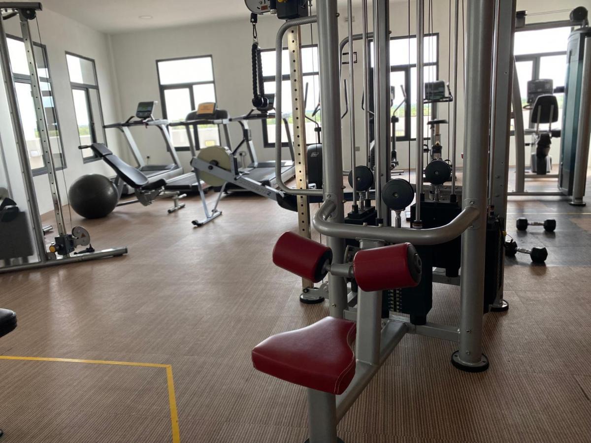 The Lanes Hotel Tutong Kültér fotó
