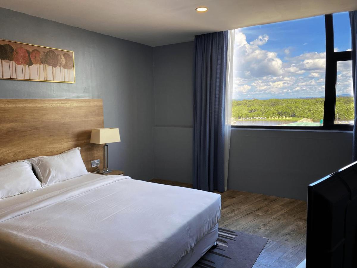 The Lanes Hotel Tutong Kültér fotó